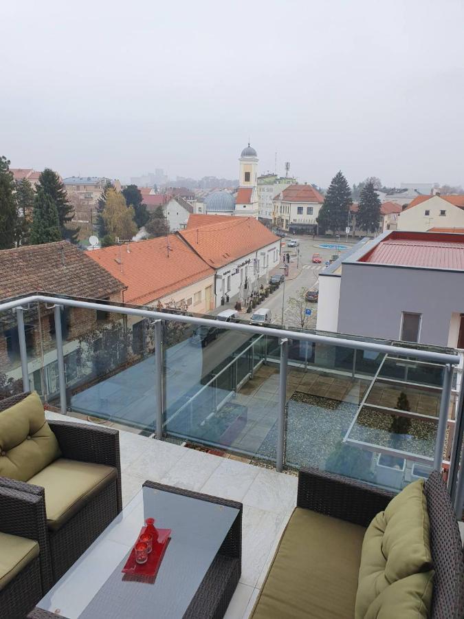 Penthouse Heart Of Slavonia **** Apartment Ðakovo Exterior foto